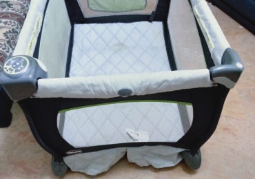 Chicco – Baby Bed with mattress